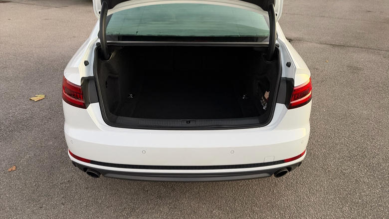 Audi A4 2.0T FSI S Line 4dr S Tronic Petrol Saloon